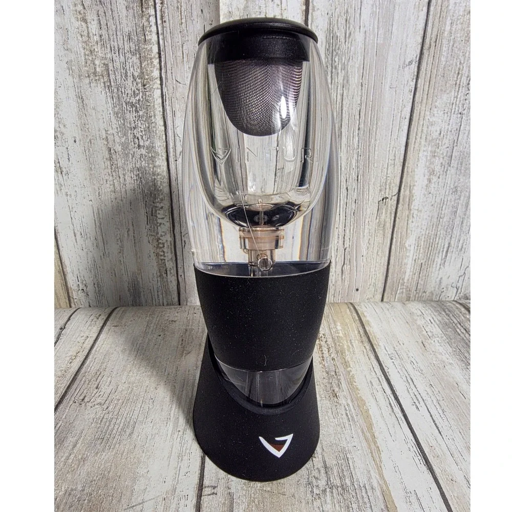 Vinturi‎ Essential Red Wine Aerator with No-Drip Stand and Filter Screen Black